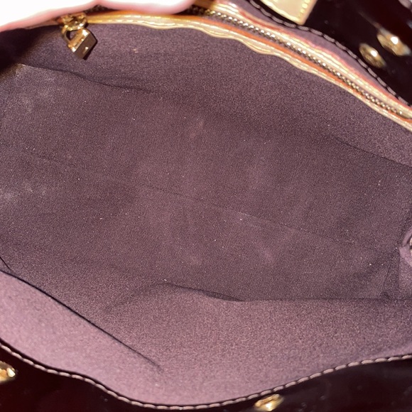 SOLD Louis Vuitton Reade PM Vernis ✨ - Picture 7 of 9